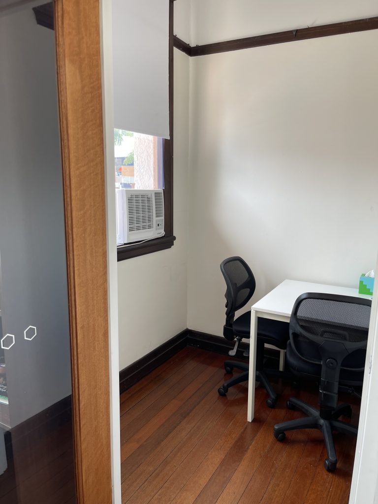 Meeting Pod - 1 to 2 people meeting room in brisbane new farm