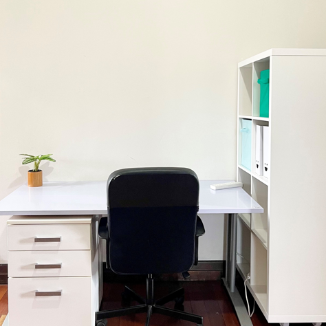 dedicated desk in new farm brisbane flexible desk space with 24/7 access